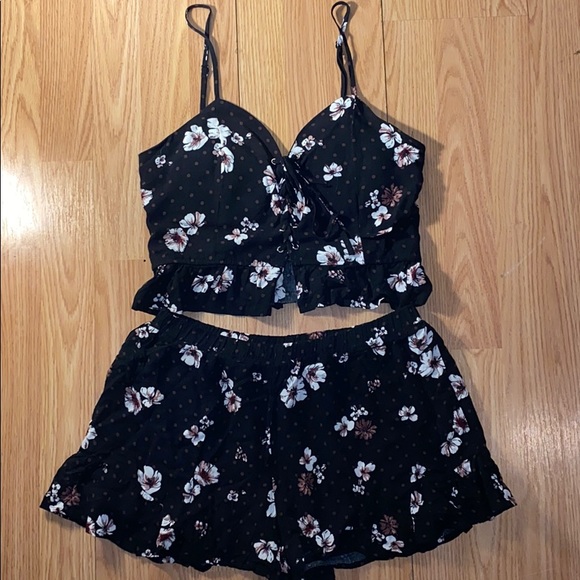 FAVLUX Tops - 2 piece floral matching set